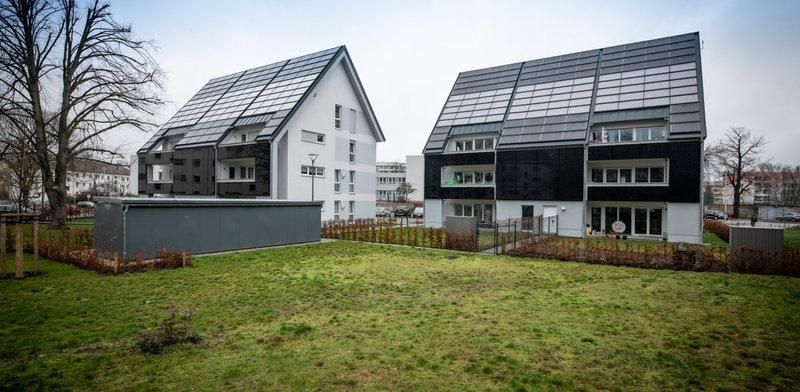 EnergieAutarkes Mehrfamilienhaus in Cottbus Gartenansicht EnergieAutarkes Mehrfamilienhaus in Cottbus Gartenansicht