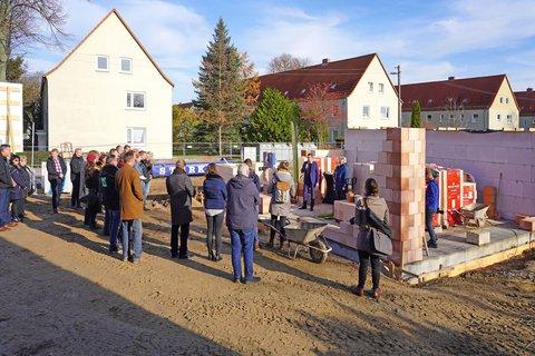 EnergieAutarke Reihenhäuser in Magdeburg im Bau EnergieAutarke Reihenhäuser in Magdeburg im Bau