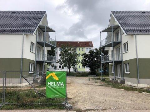 Ostseite von den EnergieAutarken Mehrfamilienhäusern Ostseite von den EnergieAutarken Mehrfamilienhäusern